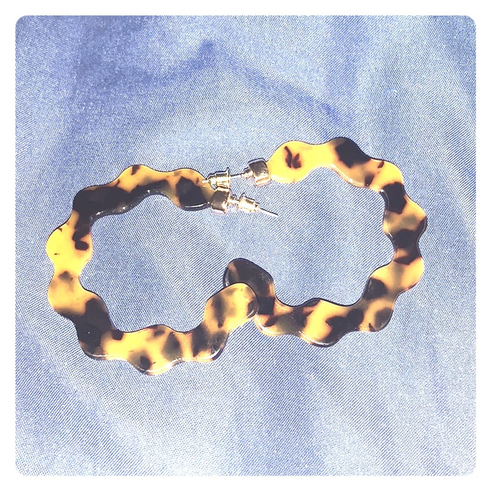 Acrylic hoop earring